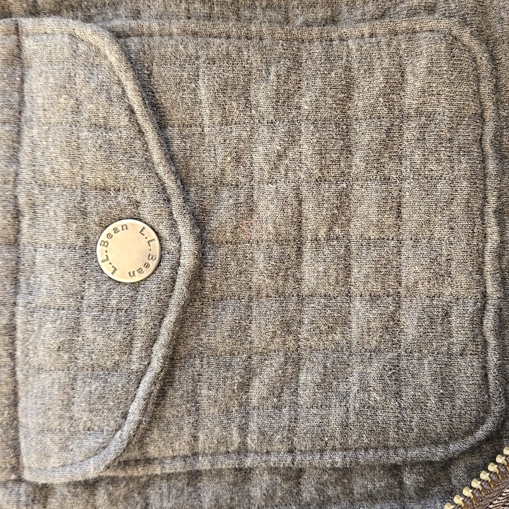 L.L. Bean Woman's Quilted Shacket Sweater Zip Up Jacket  Medium - Picture 13 of 14